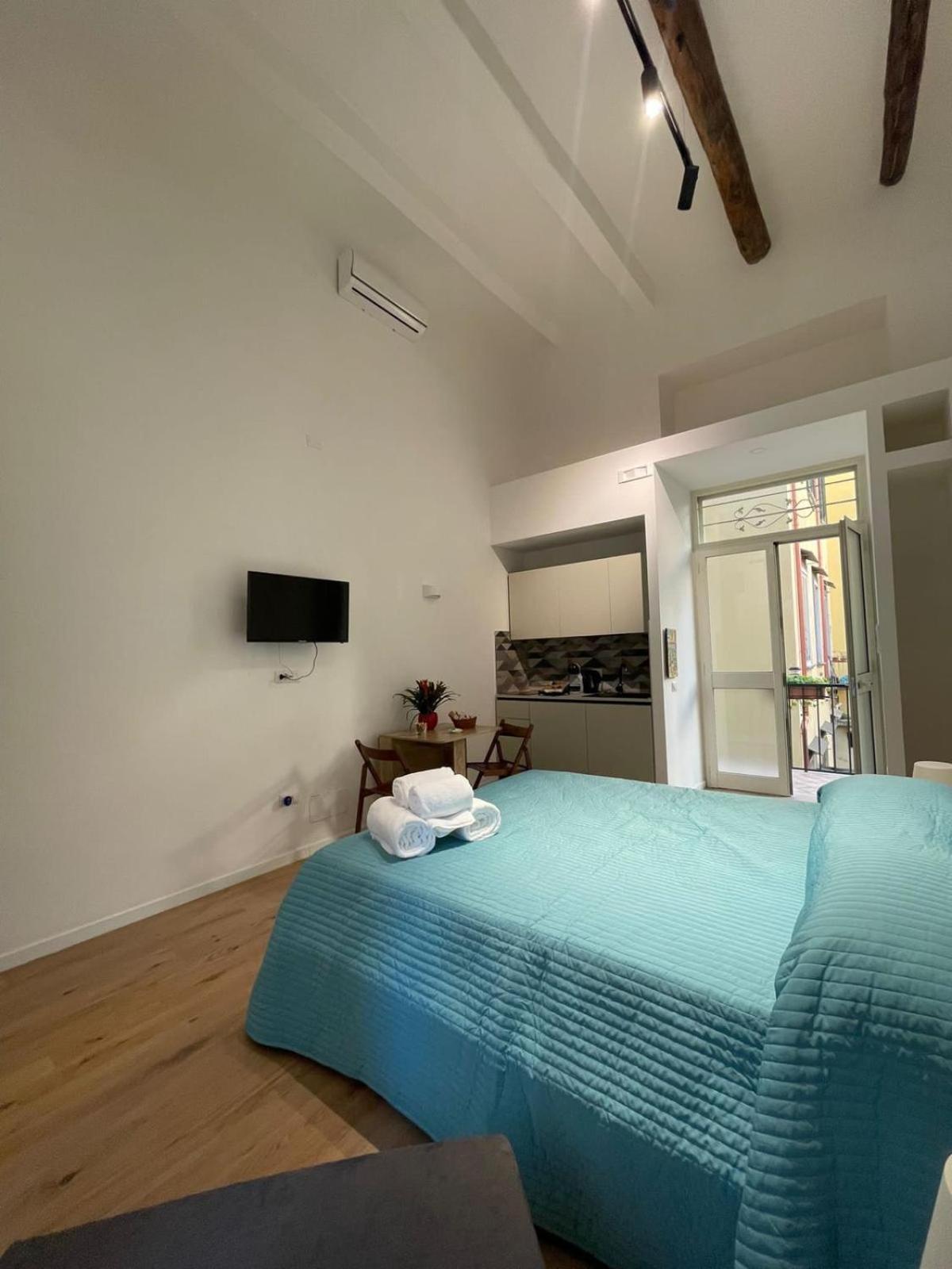 Nabi Suite Riviera Naples Luaran gambar